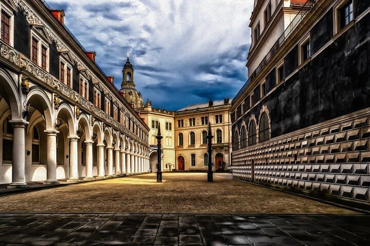 Private Tour Berlin - Dresden with English Speaking Driver