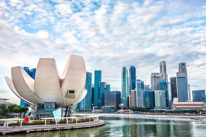 Singapore Highlights Private Bike Tour With A licensed Guide