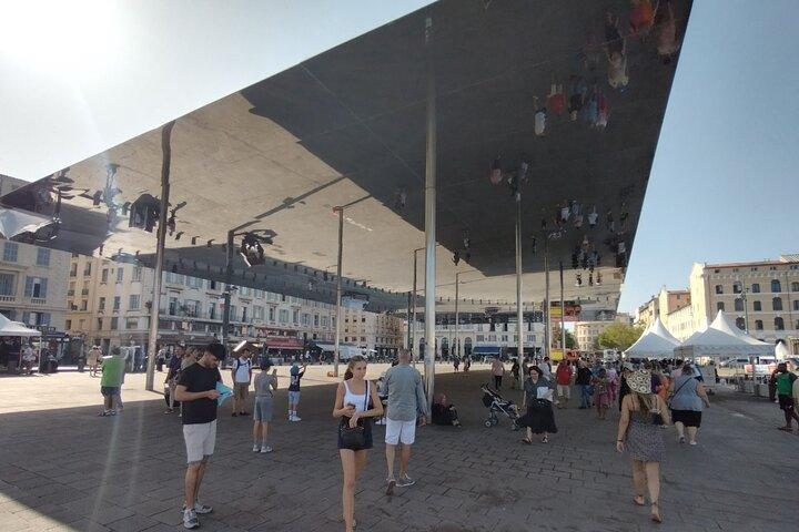 Walking Tour in Marseille with Local Experiences