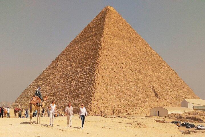 Private Tour Giza Pyramids and Great Sphinx With Transfers