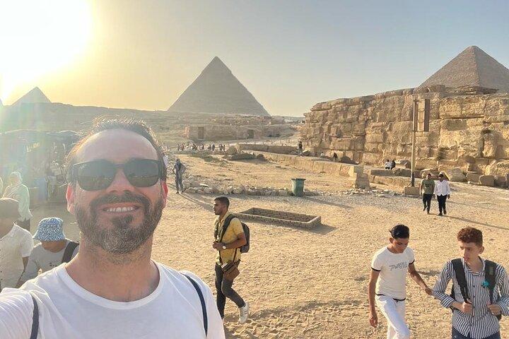 Cairo By Big Bus full day From Hurghada (Pyramids-sphinx-Egyptian Museum-Lunch)