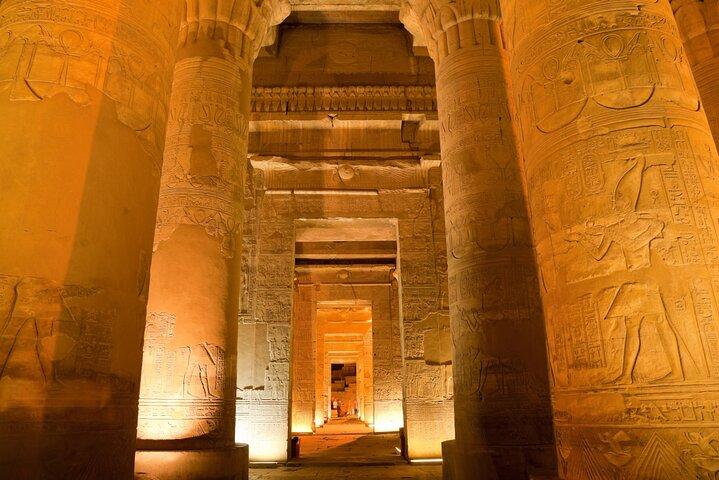 Private Overnight Tour from Luxor to Aswan with Abu Simbel Temple