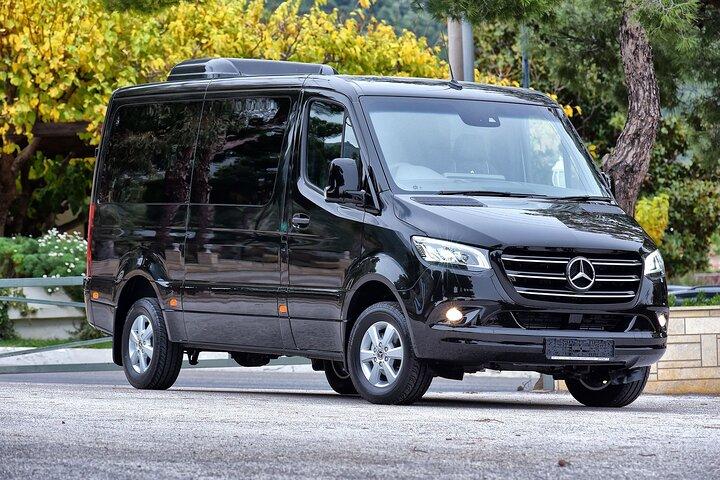 Piraeus to Athens Private City Tour
