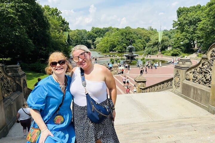 Central Park Film Spots and Celebrity Homes Pedicab Tour