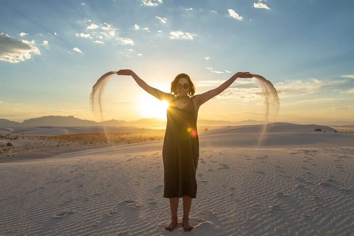 Dubai Desert Safari With Dinner And Live Shows