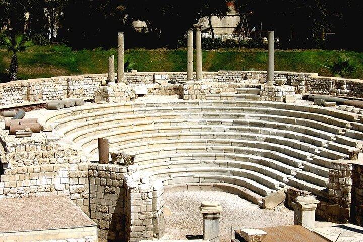 Cairo Pyramids and Alexandria in 2 Days with airport transfers