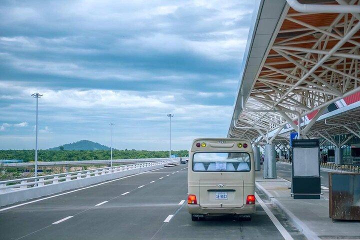 Siem Reap Angkor Airport to Siem Reap City by Shuttle Bus