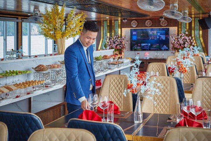 Cozy Bay Cruise 5 Star Halong Day Trip from Hanoi by Expressway