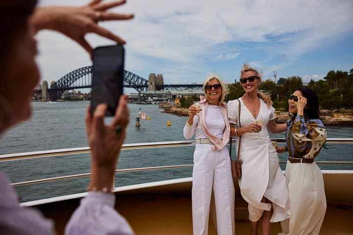 Sydney Harbour View Lunch Cruise from Circular Quay