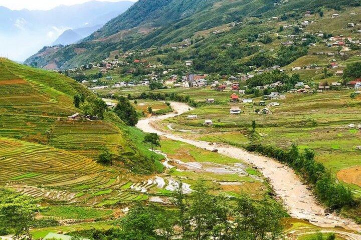 Sapa 3 Days Trekking Tour (1 Night in Bungalow, 1 Night In Hotel)