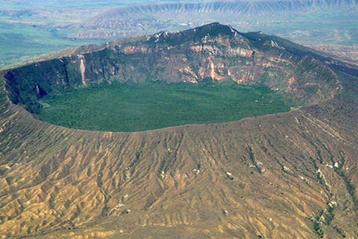Full-Day Hiking Guided Adventure at Mount Longonot