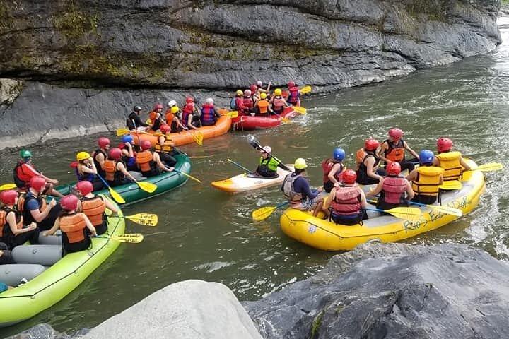 Rafting in the upper Pastaza (Level III + IV The best in Puyo) Best
