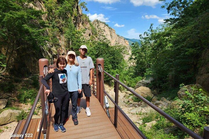 One-Day Tour for stunning Mt.Seoraksan from Seoul