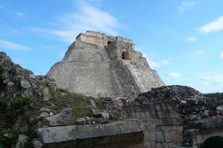 Yaxcopoil Hacienda, Uxmal & Cenote from Merida