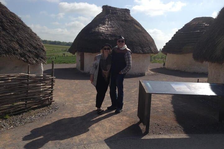 Private Day Tour from London - Stonehenge, Bath & Cotswolds
