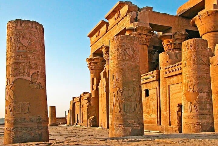 4-Hour Private Tour of Edfu And Kom Ombo Temples in Luxor