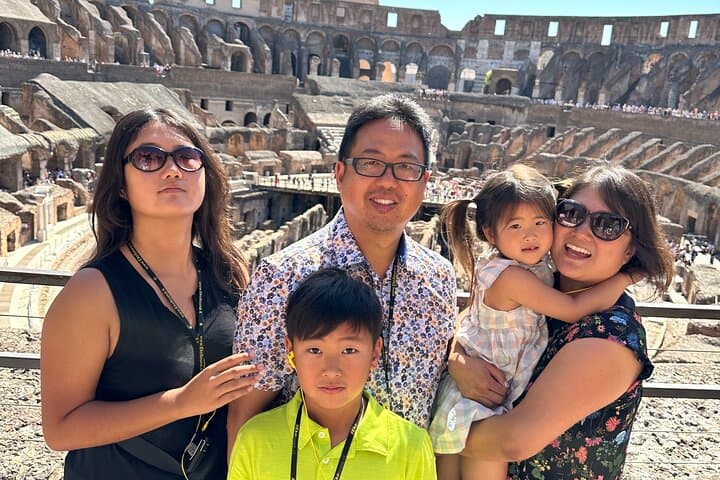 Mamma Mia! Colosseum & Roman Forum Tour & Kid-Friendly Activities