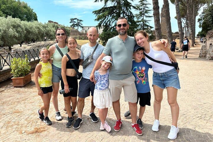 Mamma Mia! Colosseum & Roman Forum Tour & Kid-Friendly Activities
