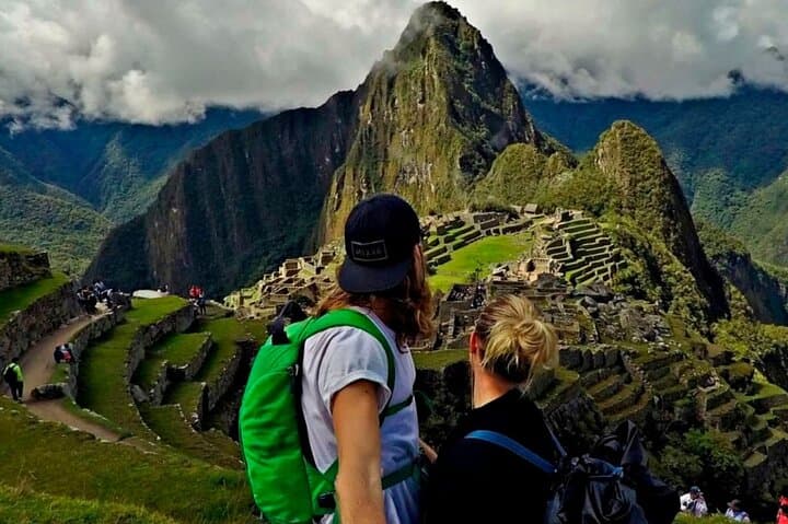 2 Days and 1 Night Private Tour in Machu Picchu and Huayna Picchu