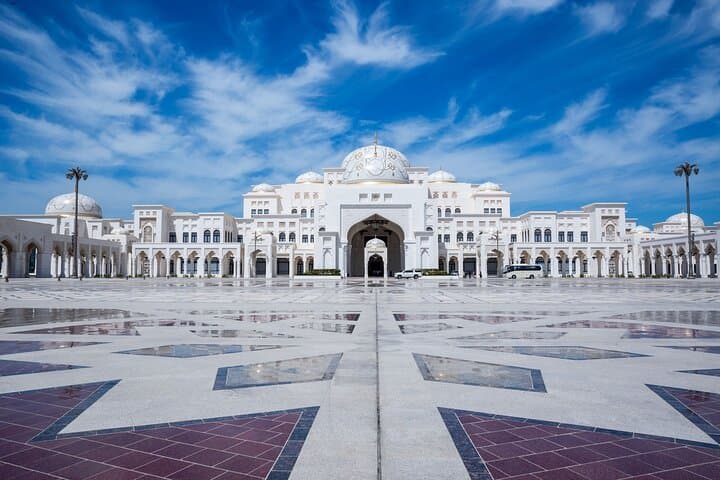Full Day Private Tour to Abu Dhabi from Dubai