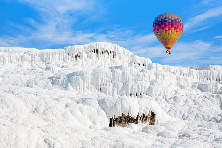 Pamukkale Full Day Guided Shared Tour with Lunch from Antalya
