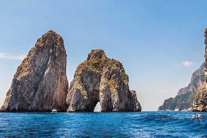 6 Hours Private Tour of Capri with Certified Guide