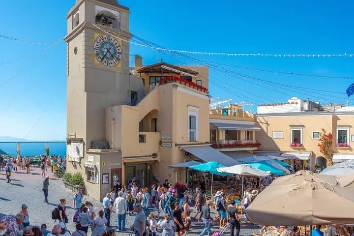 6 Hours Private Tour of Capri with Certified Guide
