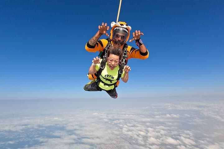 Dubai Skydiving Experience
