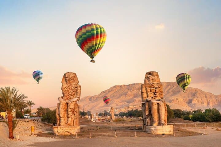 Sunrise Hot Air Balloon Ride Experience in Luxor