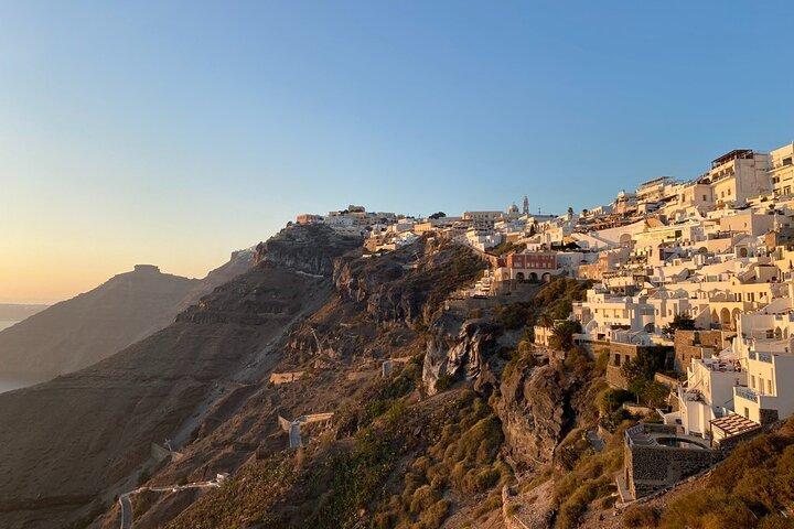 Santorini Highlights: Private Sightseeing Tour in Santorini