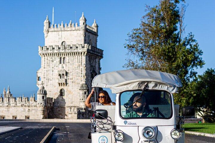 Private Half-Day Eco Tuk Tuk Tour in Lisbon