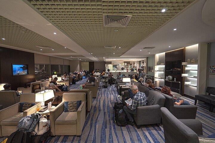Singapore Changi Airport (SIN) T1/T2/T3/T4 VIP Lounge Access