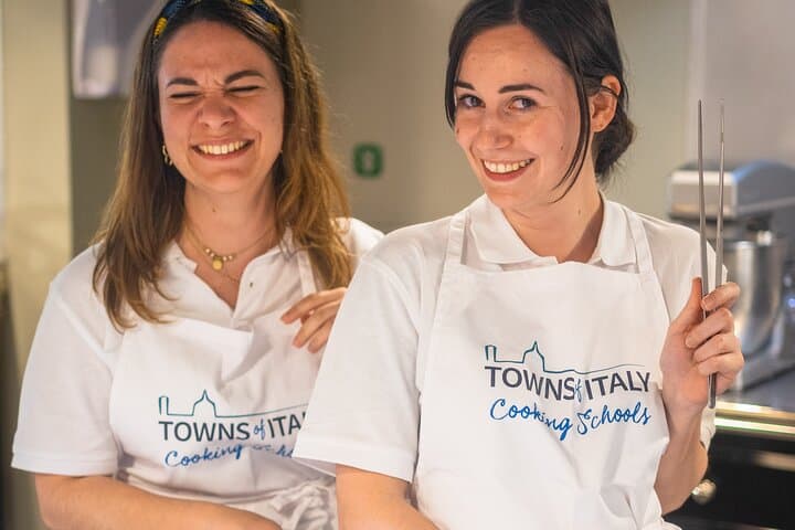 Pizza, Gelato & Fun – a Tasty Cooking Class in Rome City Center