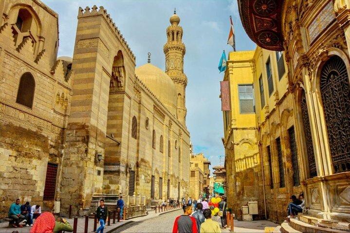 Tour of Khan Elkhalili and Islamic Cairo