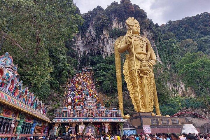 Private Genting Highlands Day Trip with Batu Caves