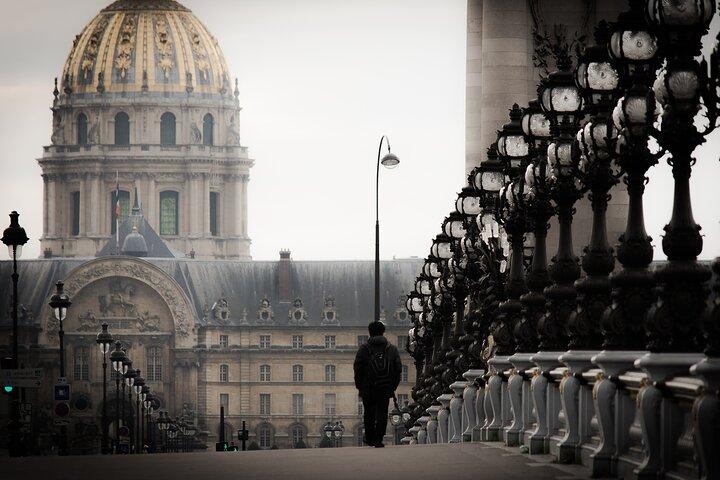 Parisian Love Affair: Elegant Romance Private Tour in Paris