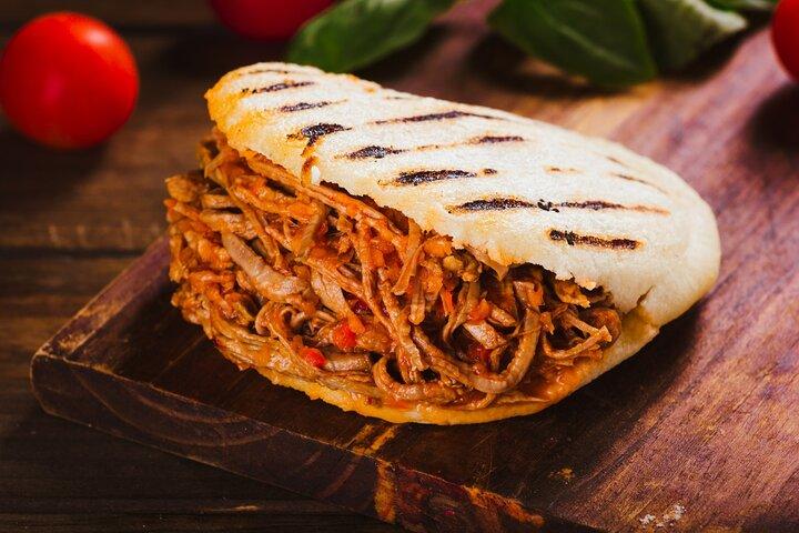 VIP Bogota Food Tour: Farmers Market, Arepas, Cacao, Lunch, Beer