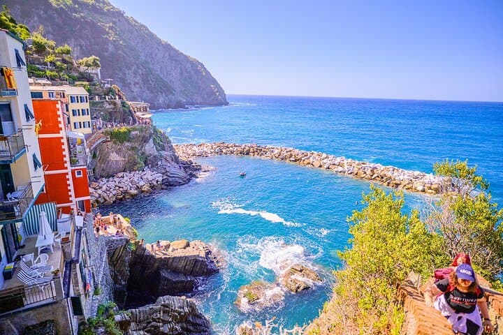 Cinque Terre Sea Park with Limoncino Tasting Day Trip from Milan