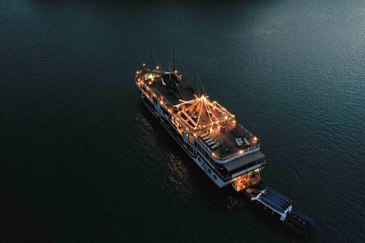 Halong Bay 5 star Cruise 2 Days and 1 Night