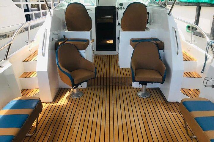 Mirissa Private Whale Watching Trip on a Super Luxury Yacht