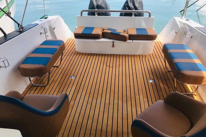 Mirissa Private Whale Watching Trip on a Super Luxury Yacht