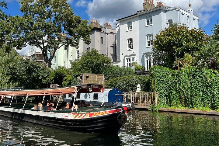 Official Camden Market Food Tour with 7 Street Food Tastings