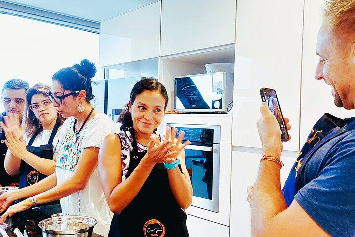 Del Comal a Tu Alma: Cocina Tapatía Real
