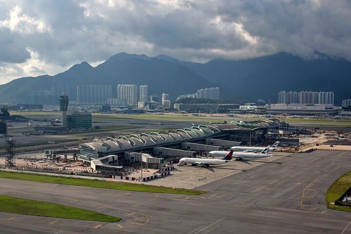 Private Arrival Transfer from Hongkong Airport to Shenzhen City