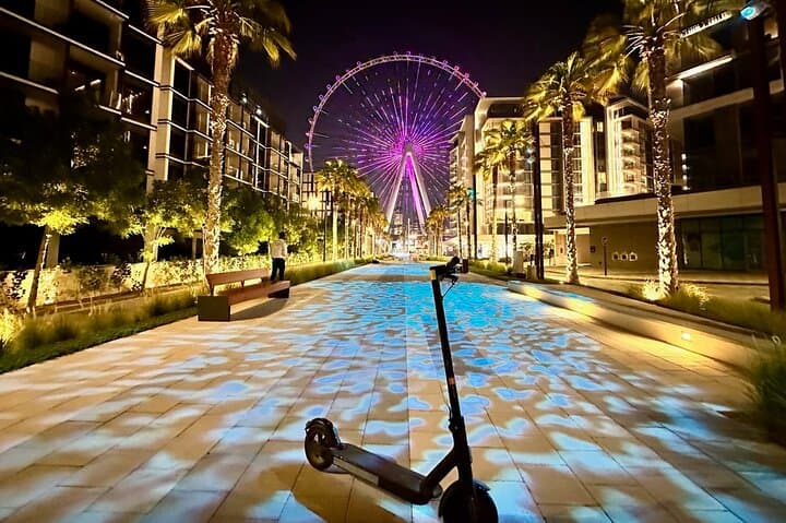 E-Scooter Guided Tour of Marina, JBR, Bluewaters Top Attractions