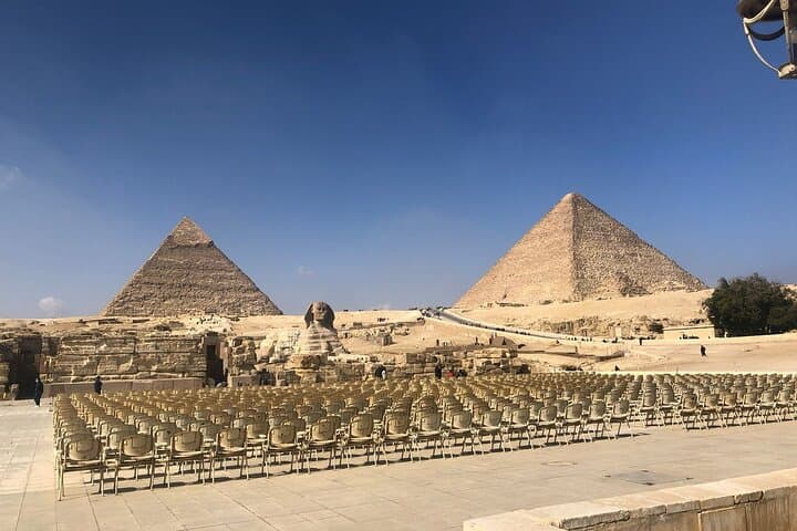 Private Tour to Giza Pyramids, Sphinx, Egyptian Museum and Bazar
