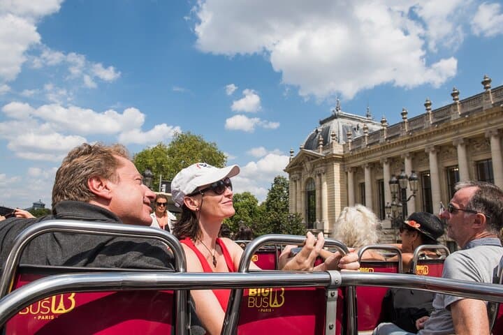 Arc de Triomphe, Hop-On Hop-Off Bus and Optional River Cruise