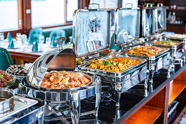 Halong 5star cruise day trip: Buffet lunch & luxury transfers