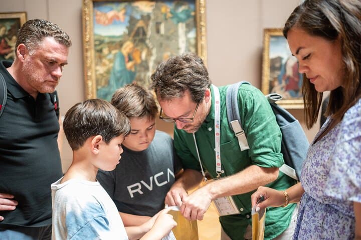 Paris Kids Louvre Treasure Hunt Private Tour
