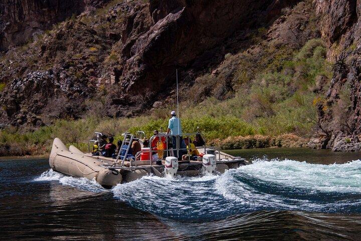 Hoover Dam Raft Tour with Transport & Swim in Black Canyon